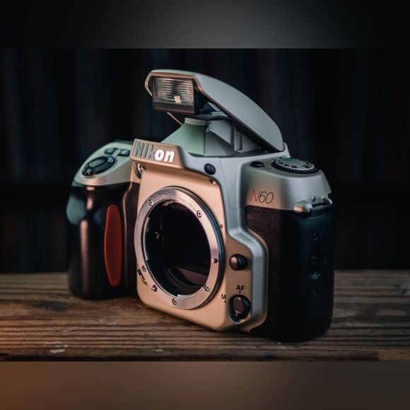 Nikon N60 35mm SLR film camera body only - Picture 5 of 7